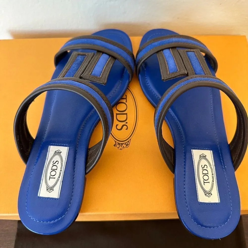 Tods Women’s open toe, slip-on leather blue stylish sandals size 7, NIB